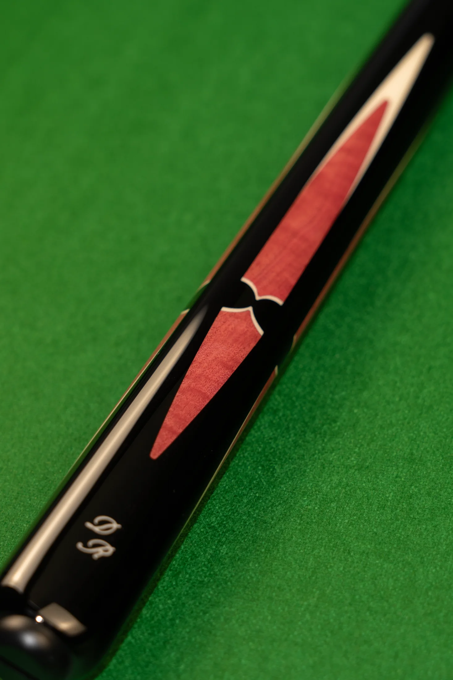 S-21 cue close-up