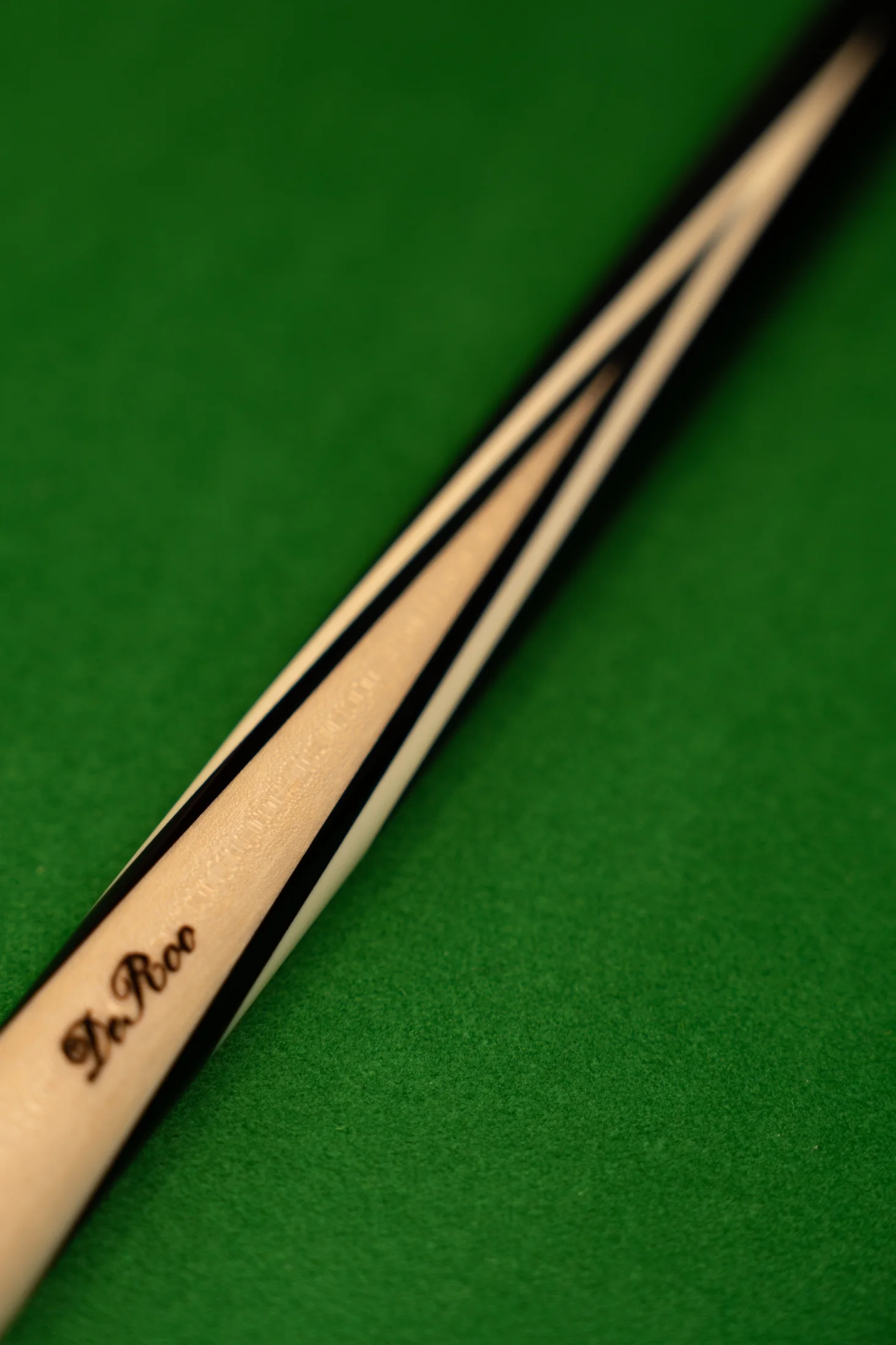 S-3c cue finish detail