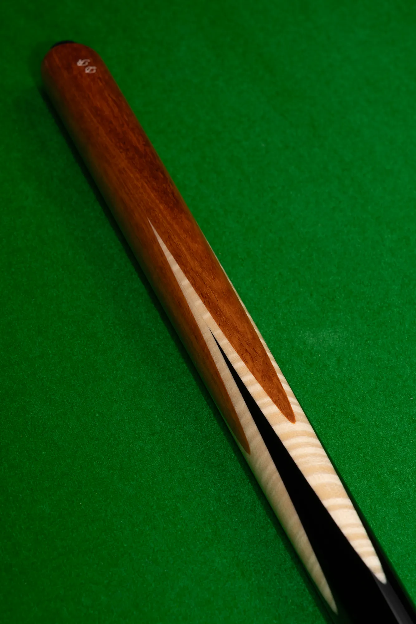 S-6 cue close-up
