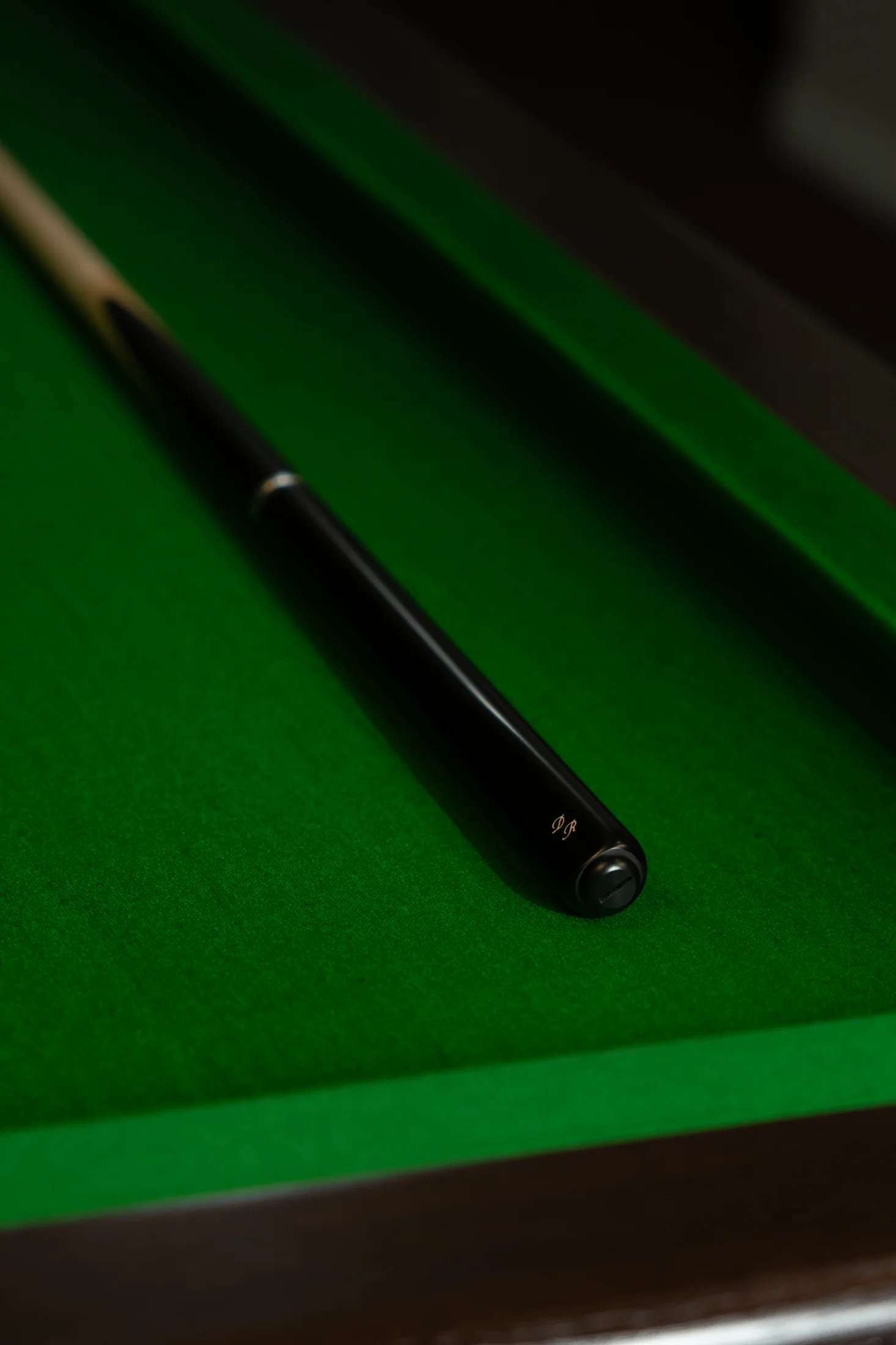 S-7 full cue snooker table